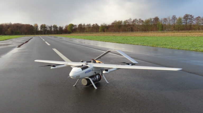 Drone NLR with liquid hydrogen fuel tank
